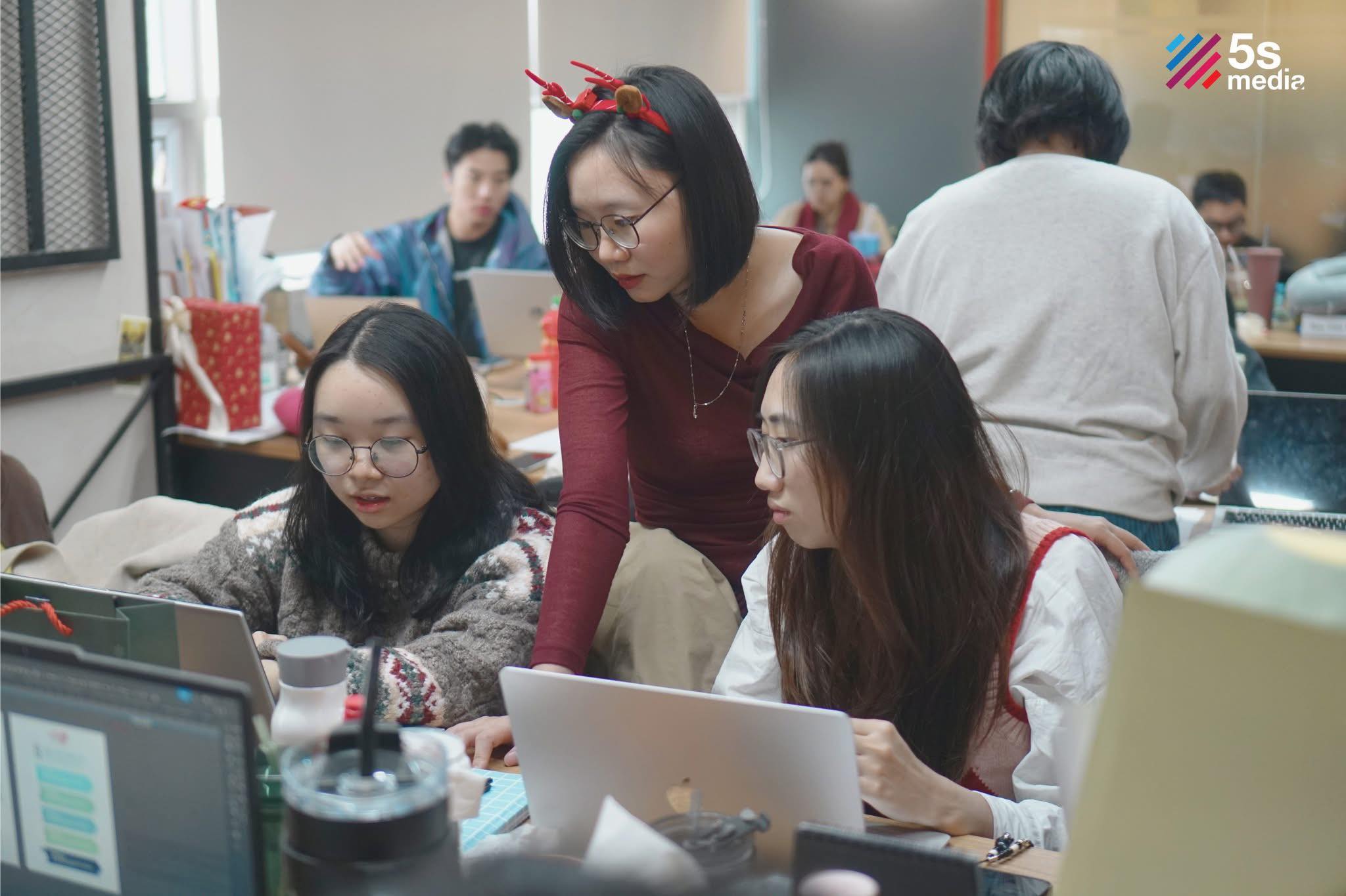 Đúc rút đau thương của PM sau khi trượt thầy dự án truyền thông